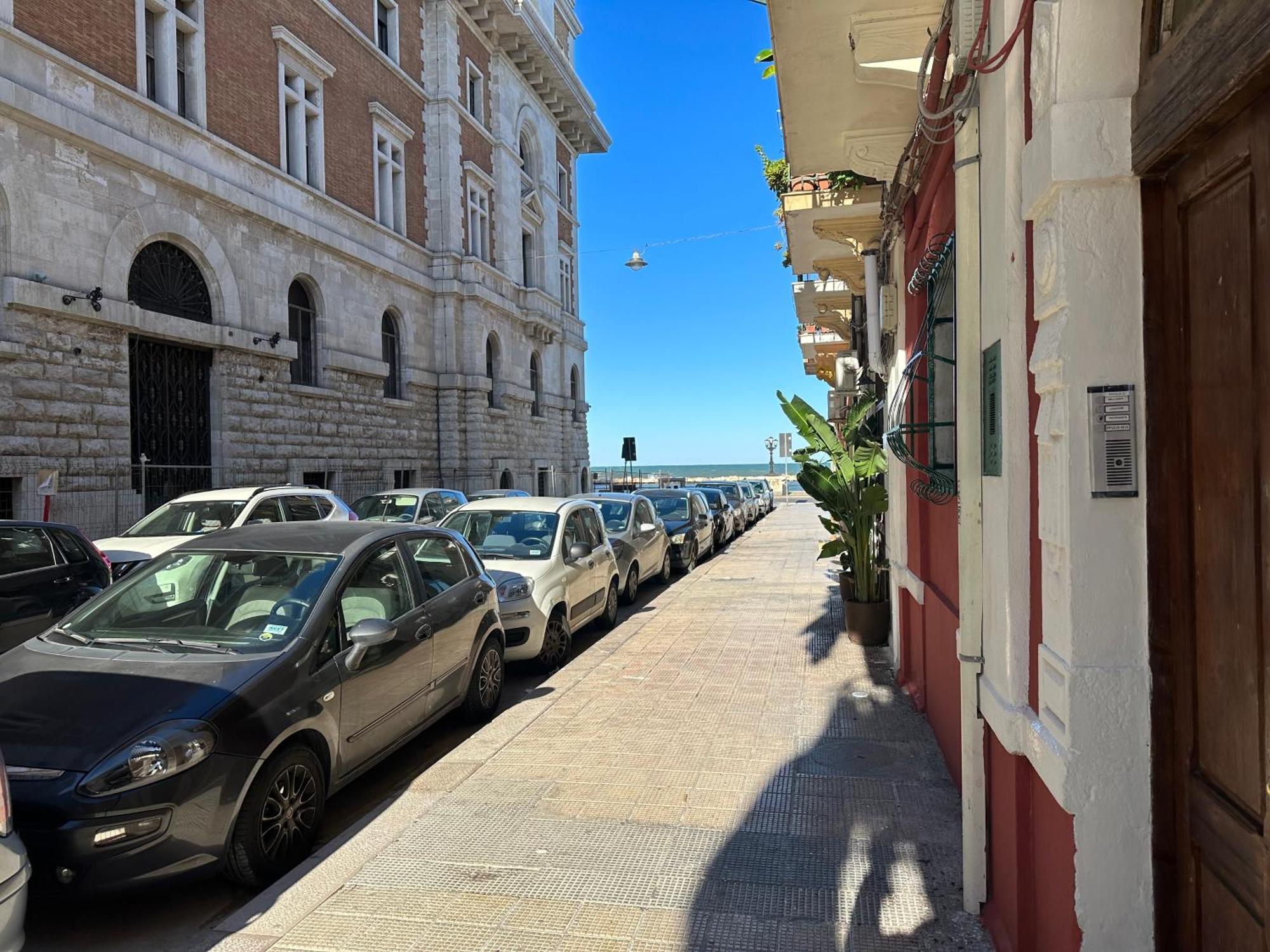 Apulia White House 59 Apartment Bari Exterior photo